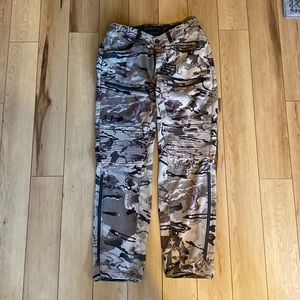 Under Armor Ridge Reaper Camo pants